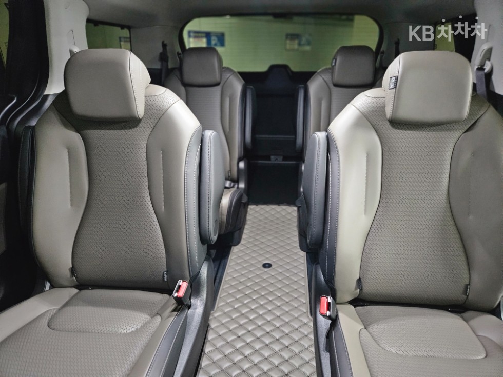 2025 - kia carnival