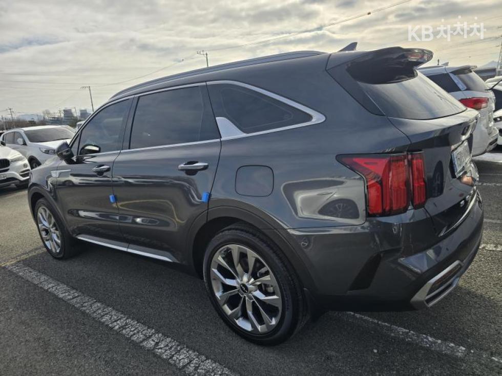 2022 - kia sorento
