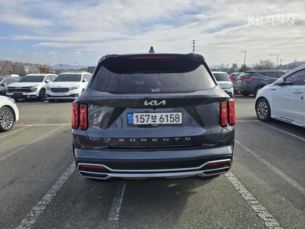 2022 - kia sorento