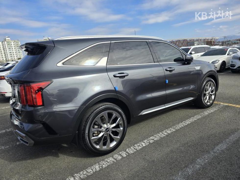 2022 - kia sorento