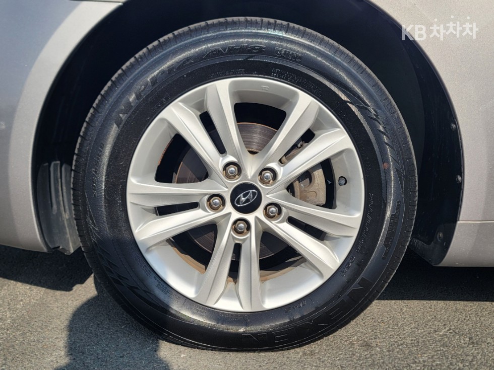 Hyundai Sonata — miniaturë 9