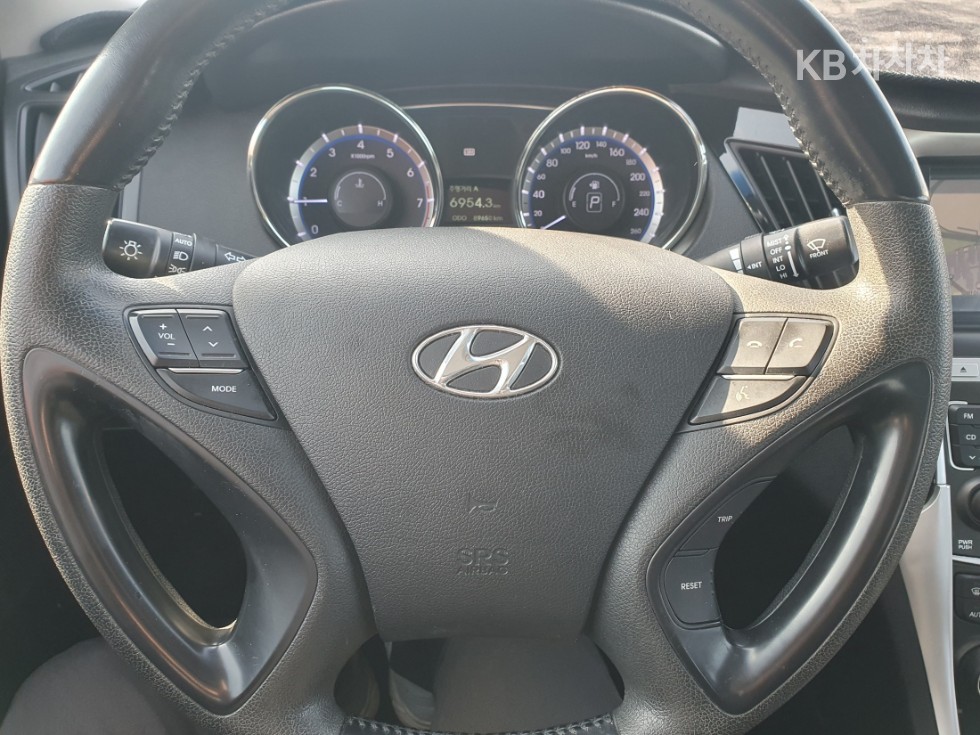 Hyundai Sonata — miniaturë 12