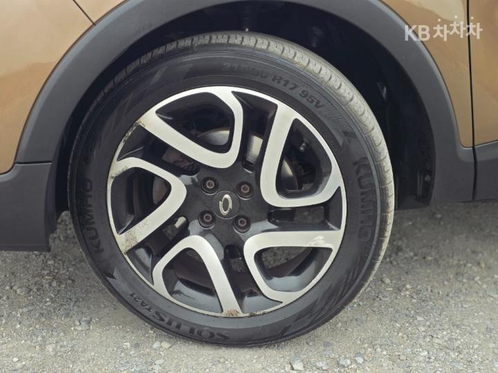 Renault QM3 RE Signature 8