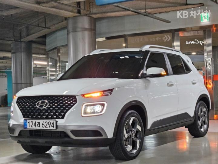 Hyundai Venue Gasoline 1.6 FLUX