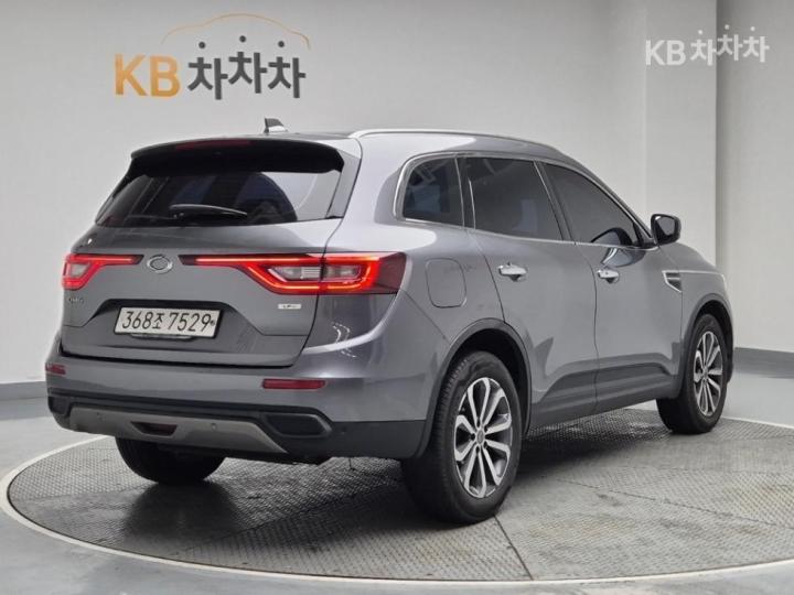 Renault QM6 2.0 LPe 2WD RE 4