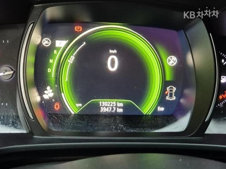 Renault QM6 2.0 LPe 2WD RE 7