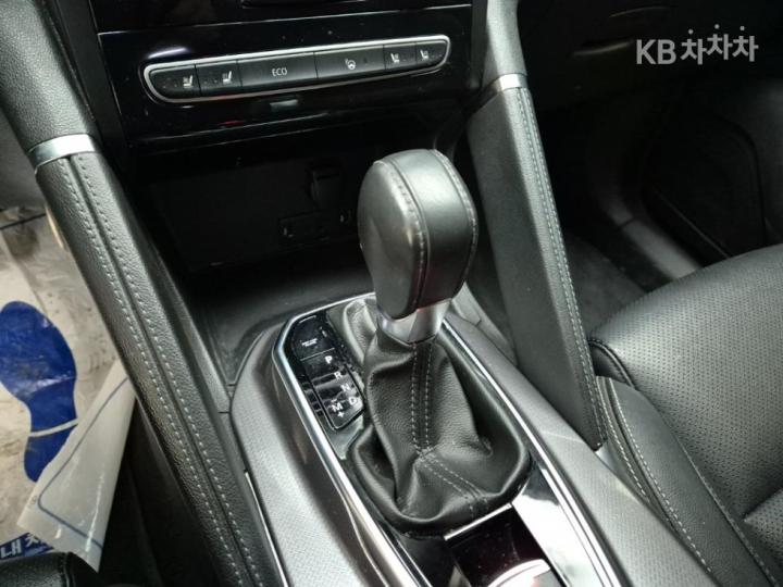 Renault QM6 2.0 LPe 2WD RE 9