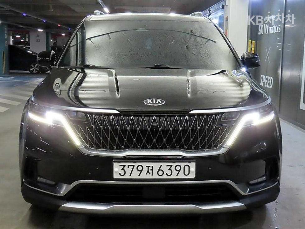 2021 - kia carnival