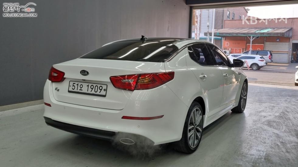 Kia K5 — miniaturë 2