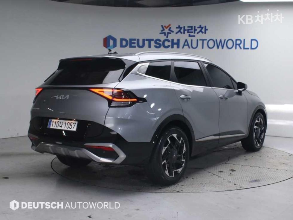 2022 - kia sportage