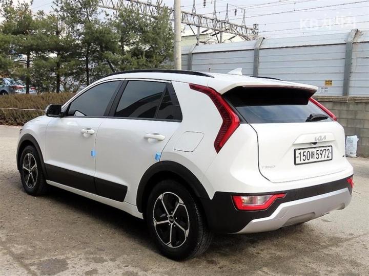 Kia Niro The 1.6 HEV Prestige 4