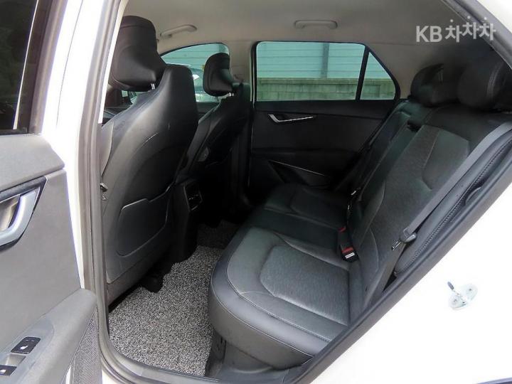 Kia Niro The 1.6 HEV Prestige 7