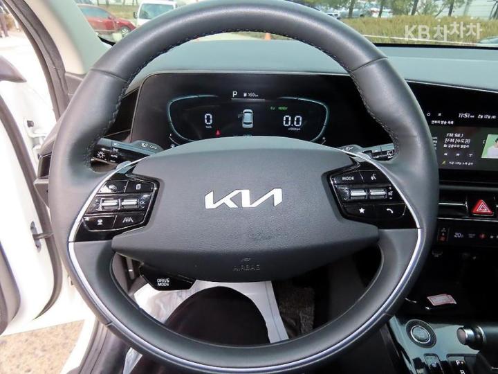 Kia Niro The 1.6 HEV Prestige 9