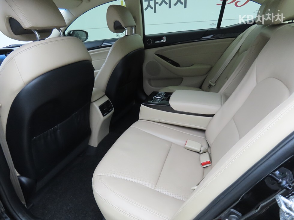 2013 - kia k7