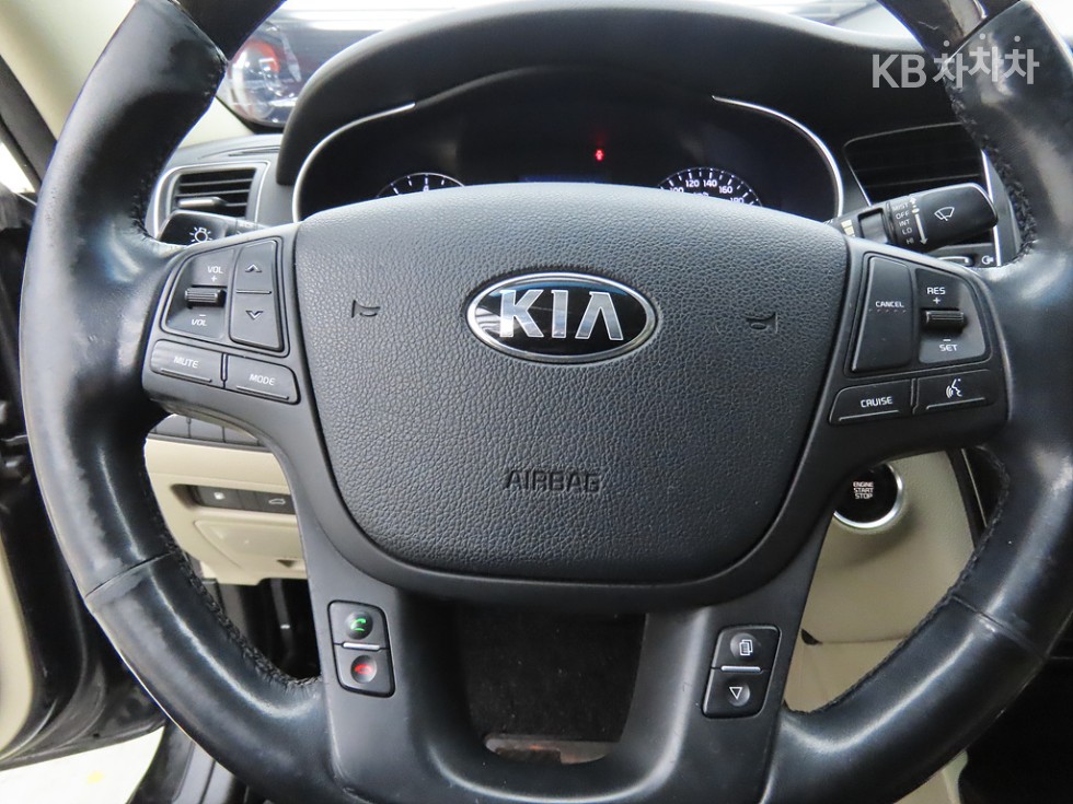 2013 - kia k7