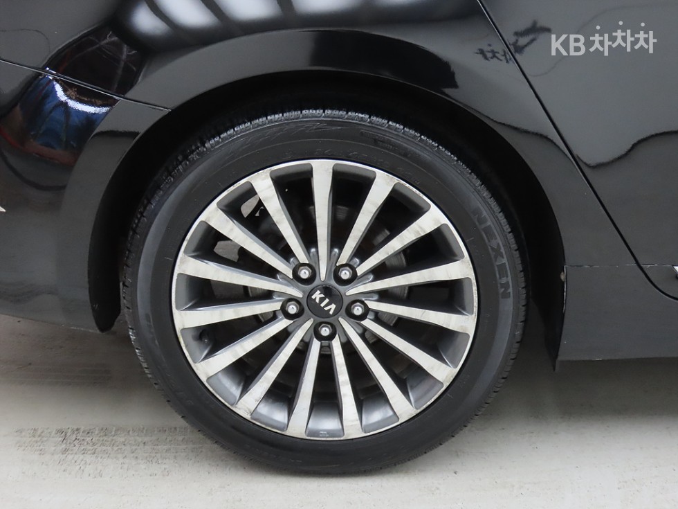 2013 - kia k7