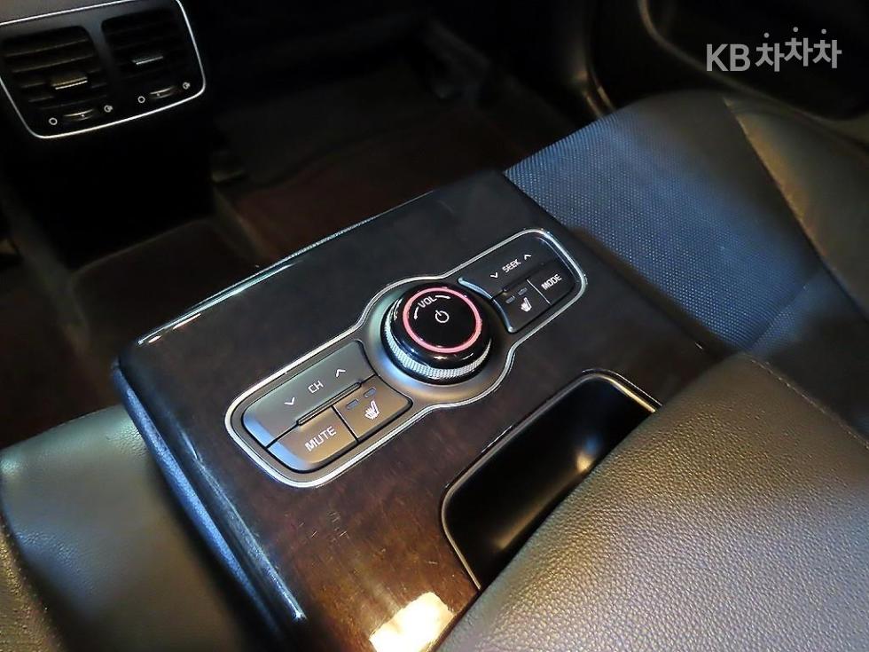 2013 - kia k7