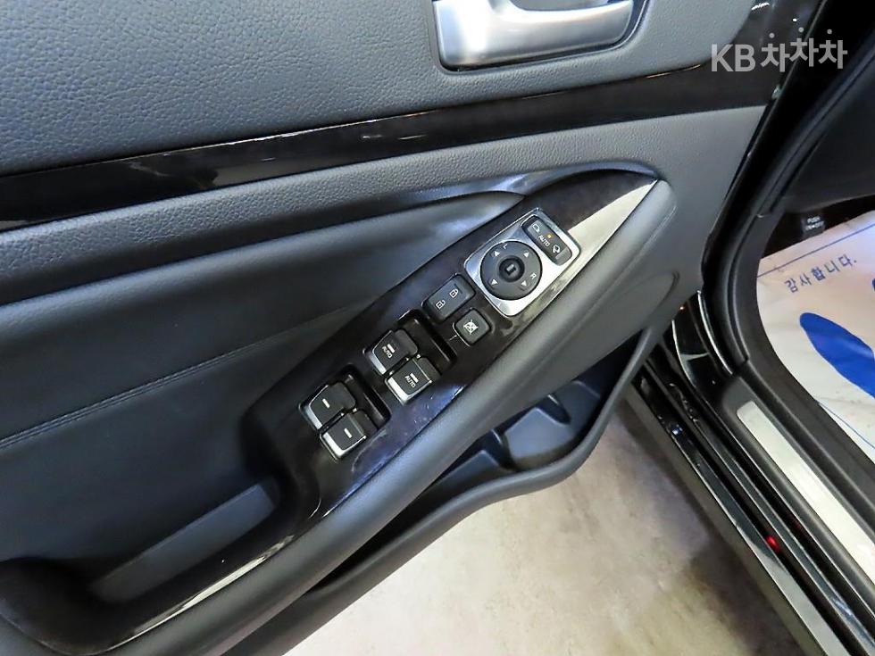 2013 - kia k7