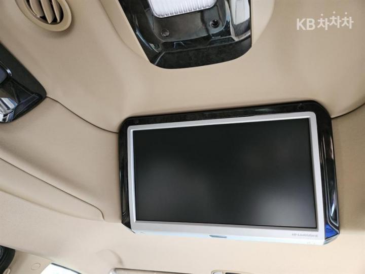 Kia Carnival High Limousine 3.3 Gasoline Noblesse Special 10