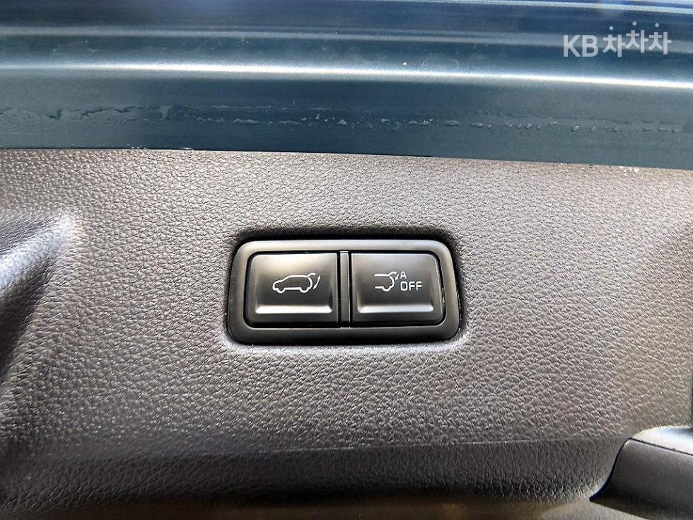 2022 - kia carnival