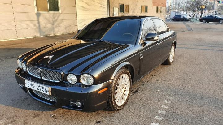 Jaguar XJ 2.7D LWB 2