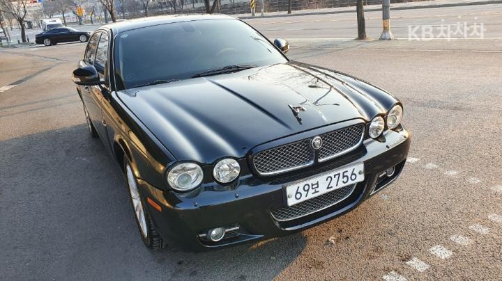 Jaguar XJ 2.7D LWB 3
