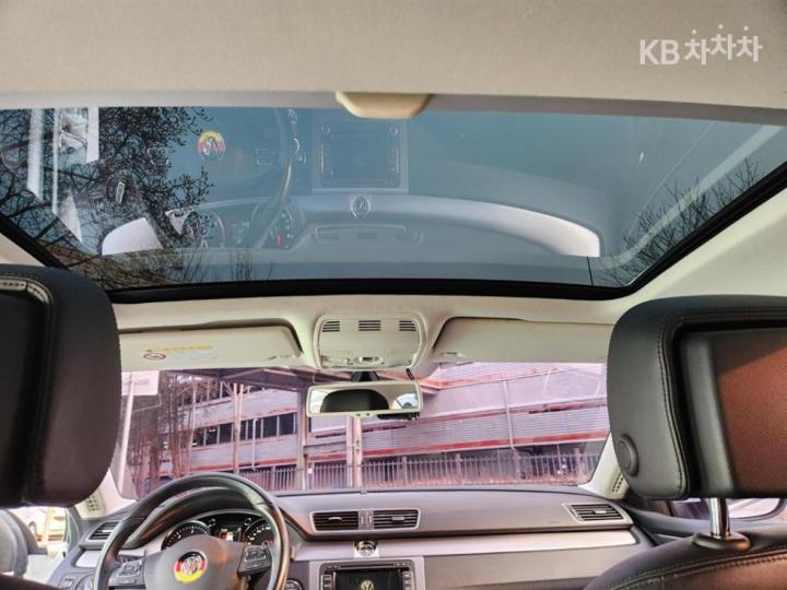 Volkswagen CC New 2.0 TDI BlueMotion 10