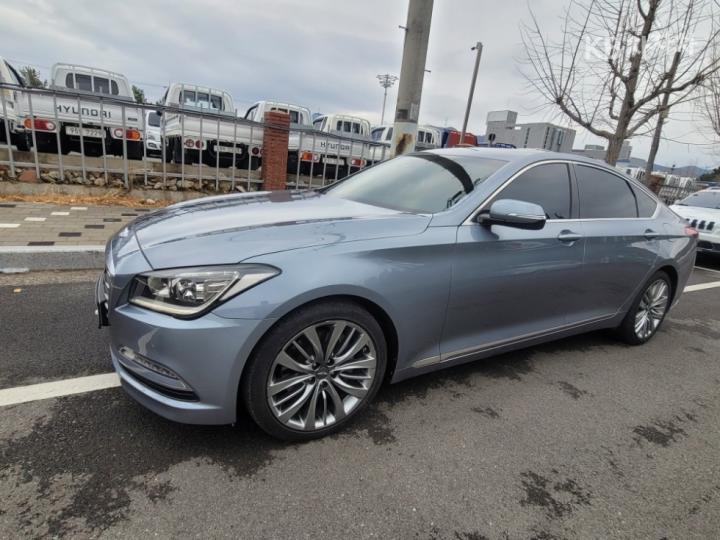 Hyundai Genesis DH G330 Premium AWD 3