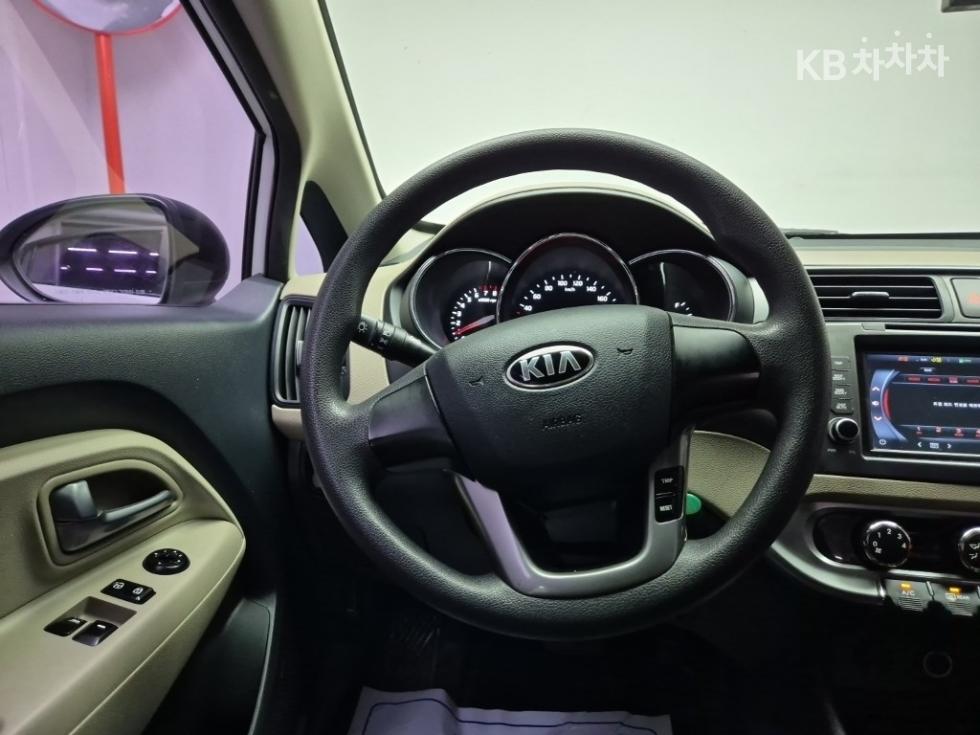 2013 - kia pride