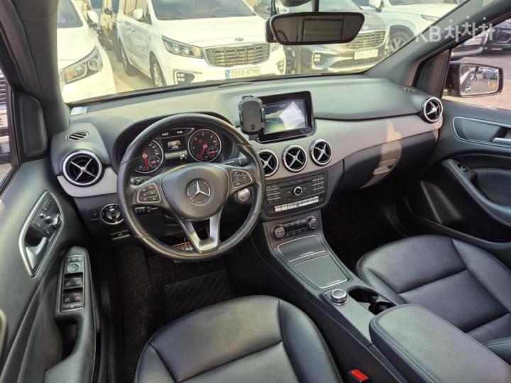 Mercedes-Benz B-Class W246 B200 CDI Base Type 7