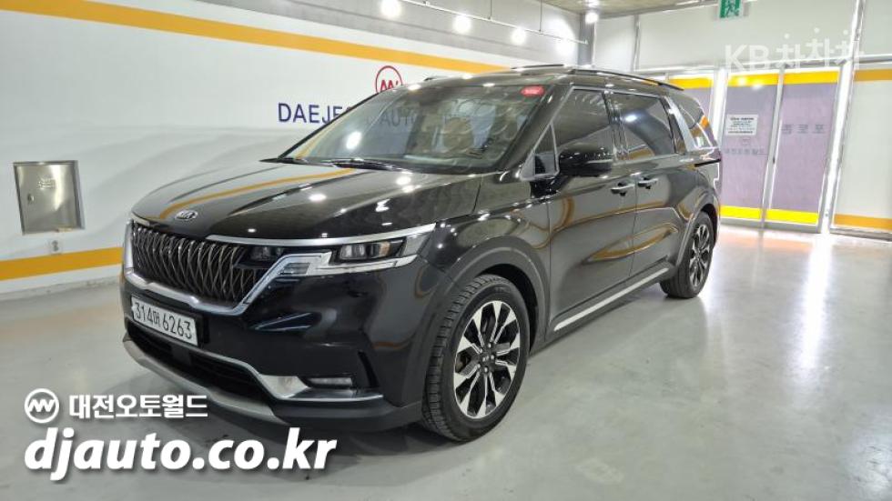 2021 - kia carnival