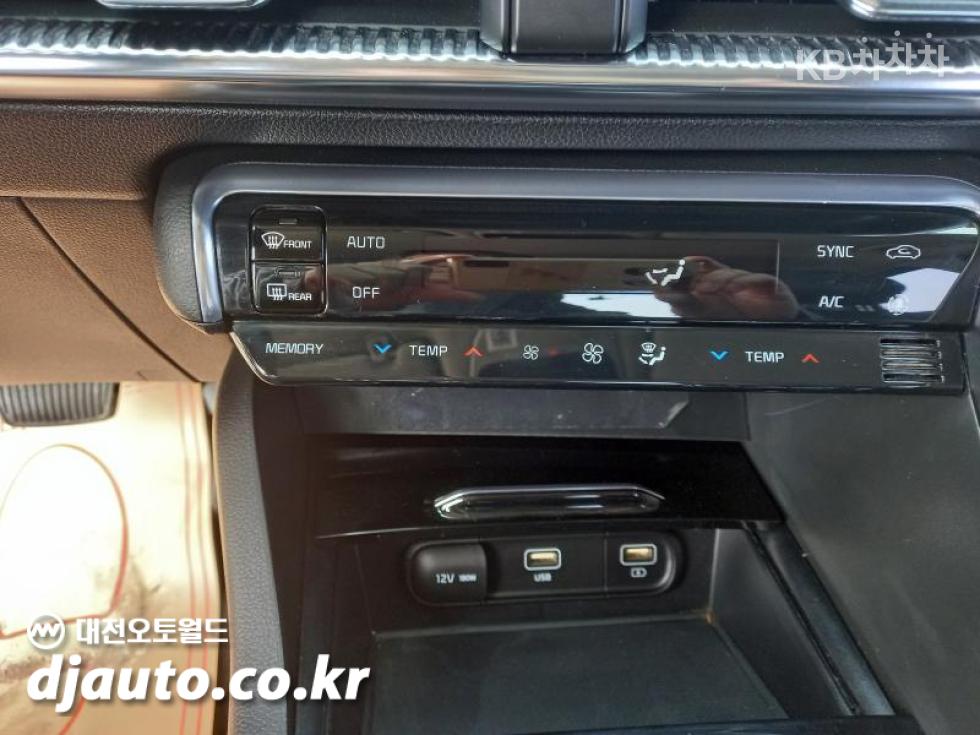 2020 - kia k5