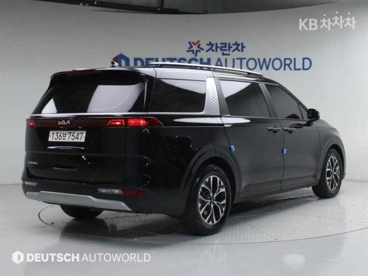 Kia Carnival D2.2 Prestige 3