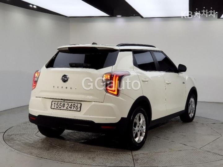 KG Mobility (Ssangyong) Tivoli Gasoline V3 2WD Base Type 5