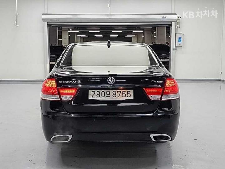 KG Mobility (Ssangyong) Chairman New W CW600 Prestige 4