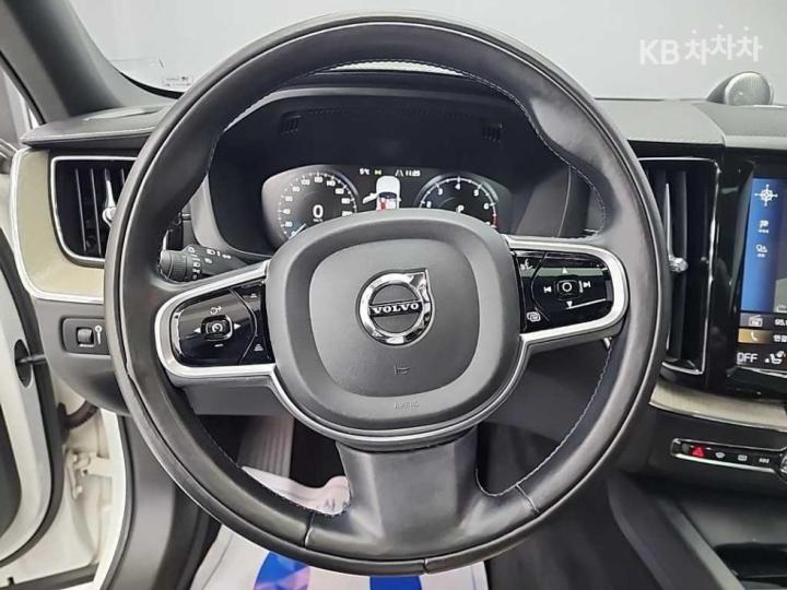 Volvo XC60 T6 AWD 3.0 10