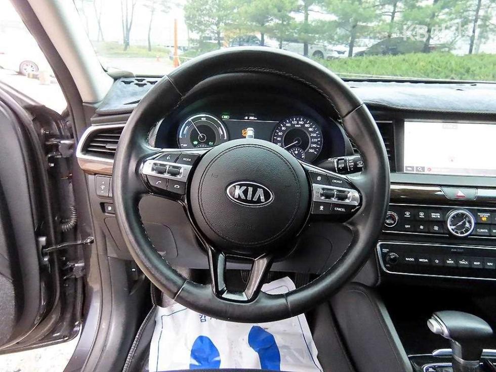 2018 - kia k7