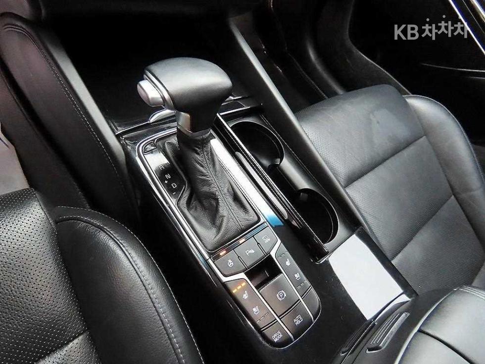 2018 - kia k7