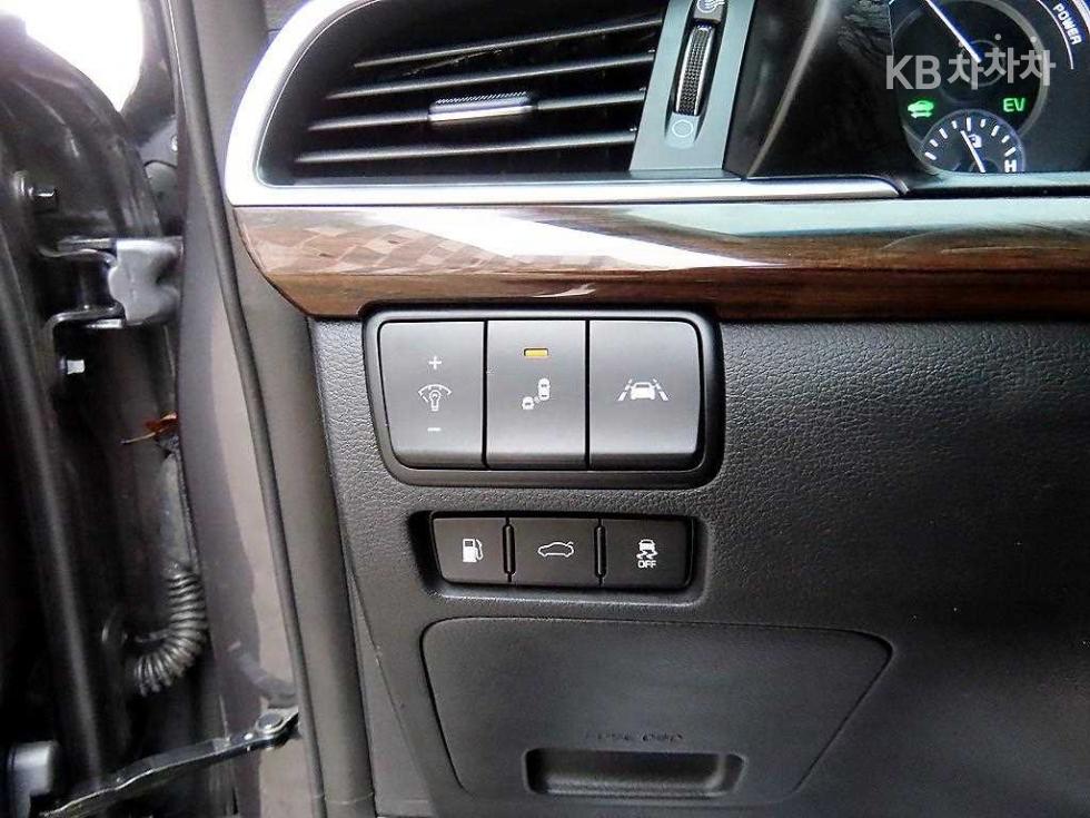 2018 - kia k7