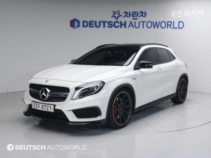 Mercedes-Benz GLA-Class X156 GLA45 AMG 4 Matic 2