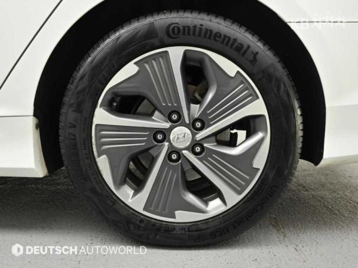 Hyundai Sonata New Rise Hybrid 2.0 HEV Premium 6