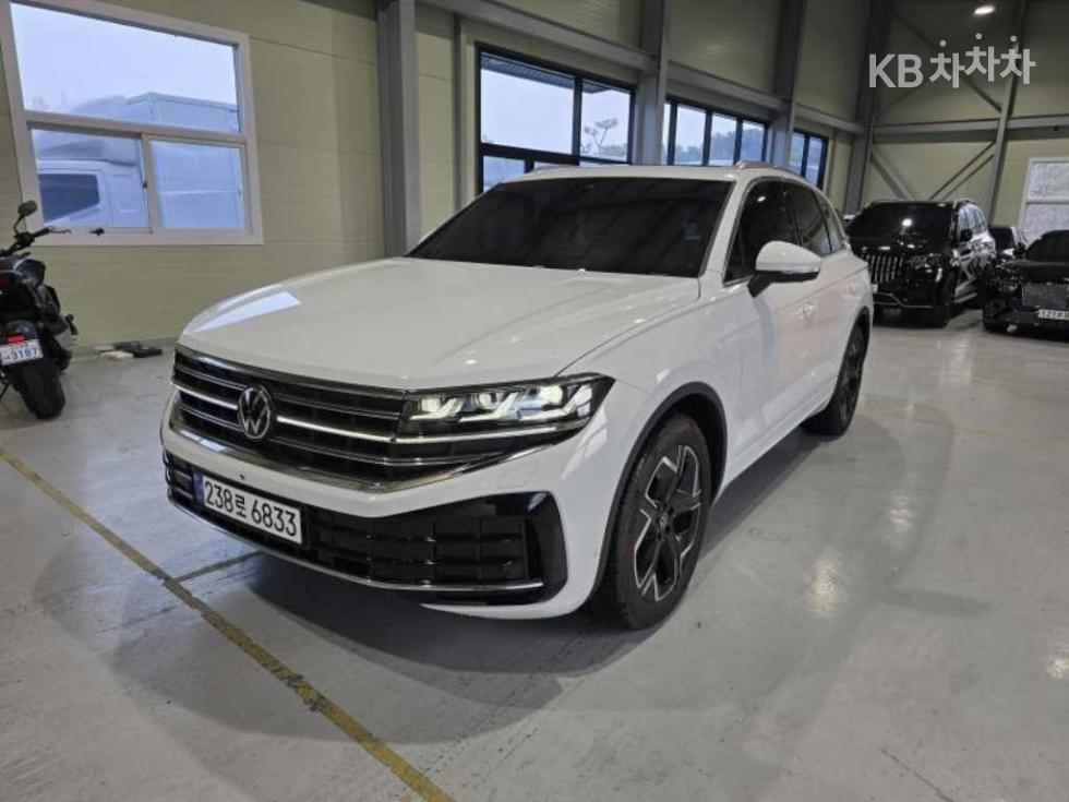2024 - volkswagen touareg