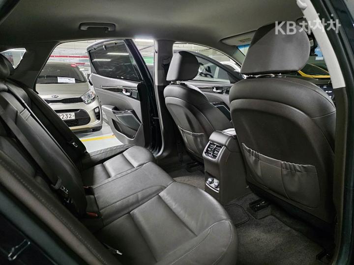 Kia K7 2.4 GDi World Cup Edition 8