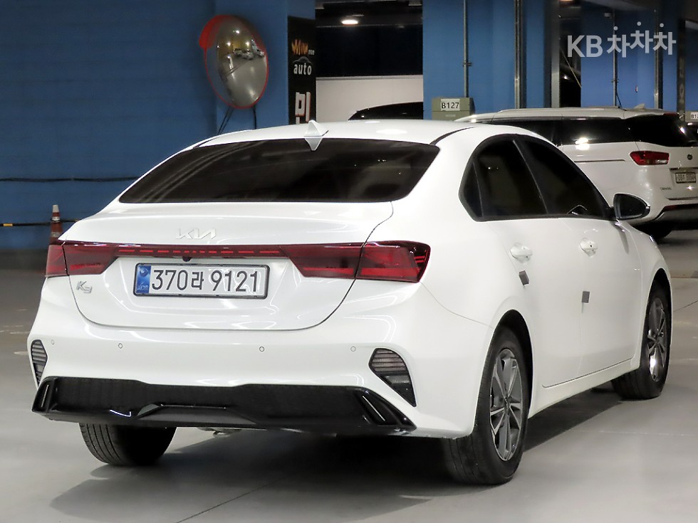 2022 - kia k3