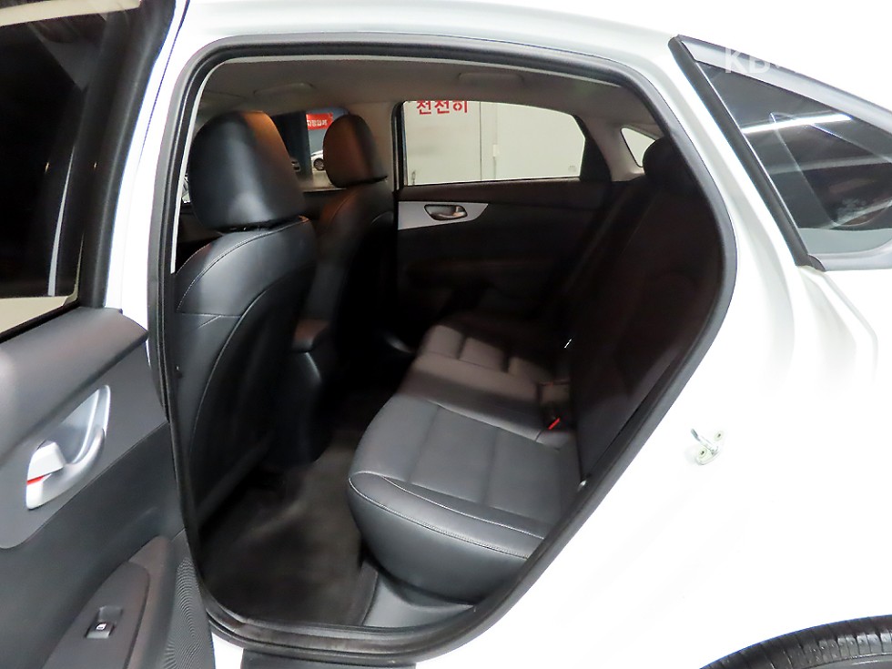 2022 - kia k3