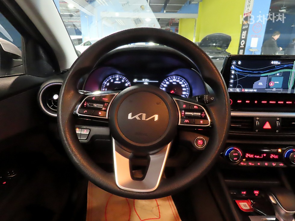 2022 - kia k3