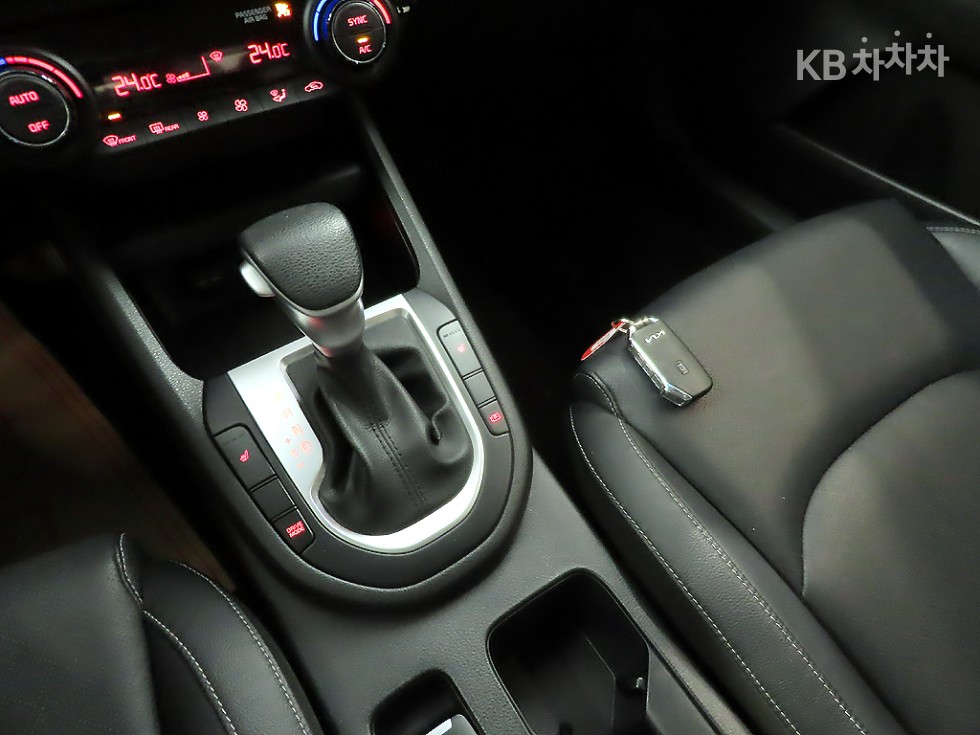 2022 - kia k3