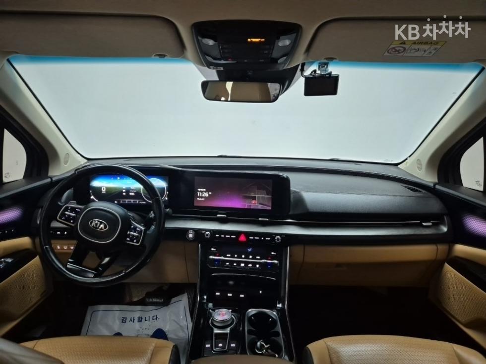 2021 - kia carnival