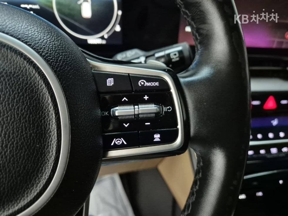 2021 - kia carnival