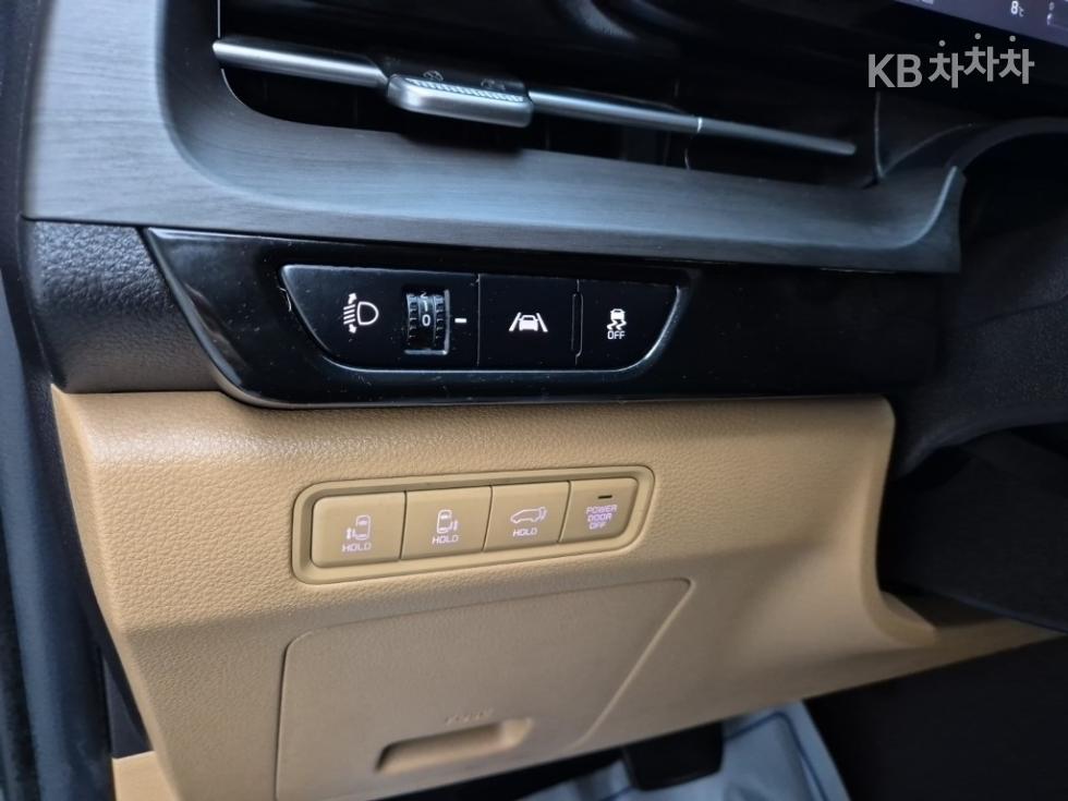 2021 - kia carnival